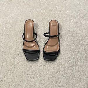 Black kitten heels in size 8